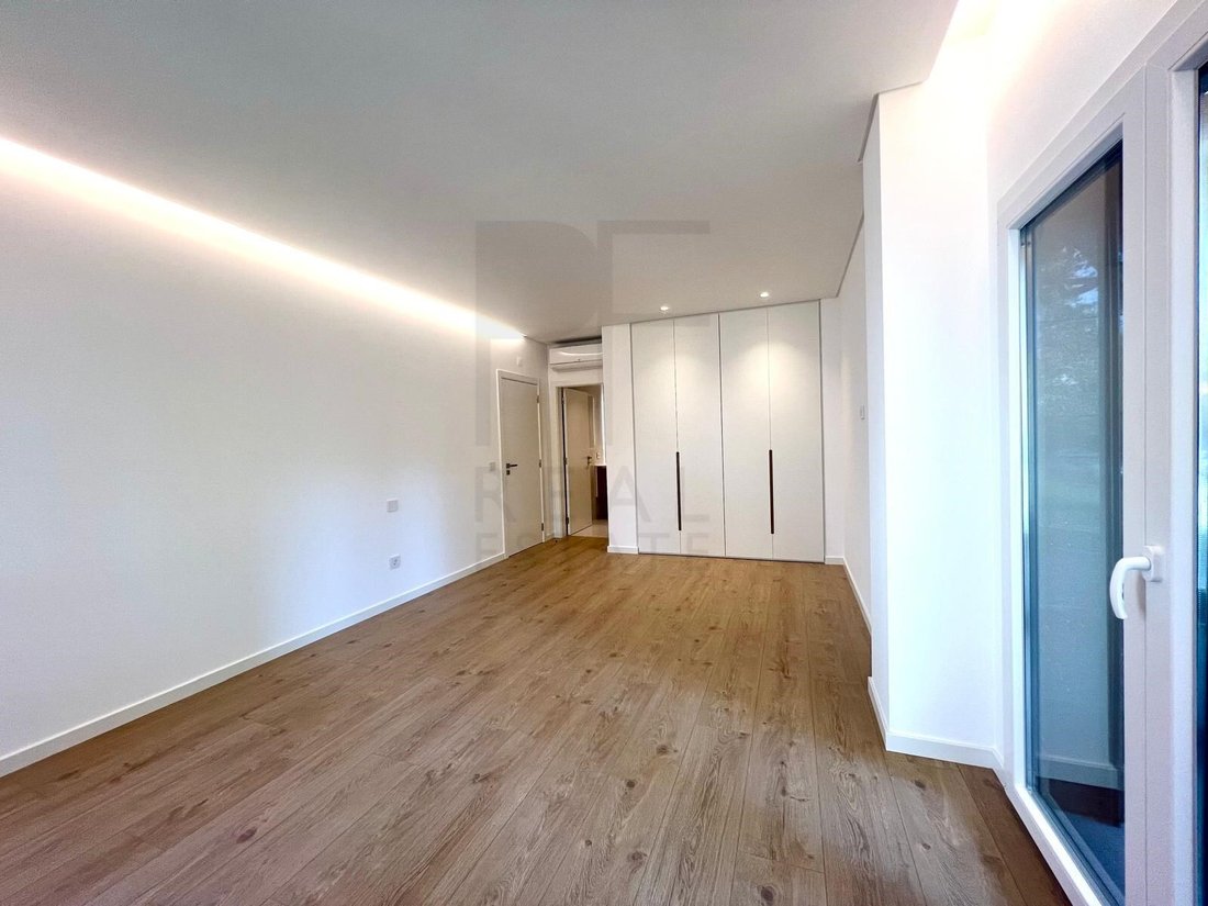 Apartment in Parede, Lisbon, Portugal 1 - 16292149