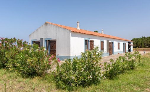 Finca in Rogil, Algarve, Portugal 1