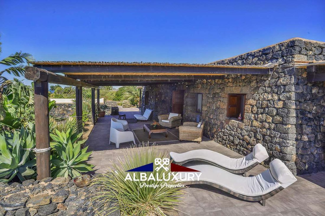 Villa in Scauri, Sicily, Italy 2 - 15347364