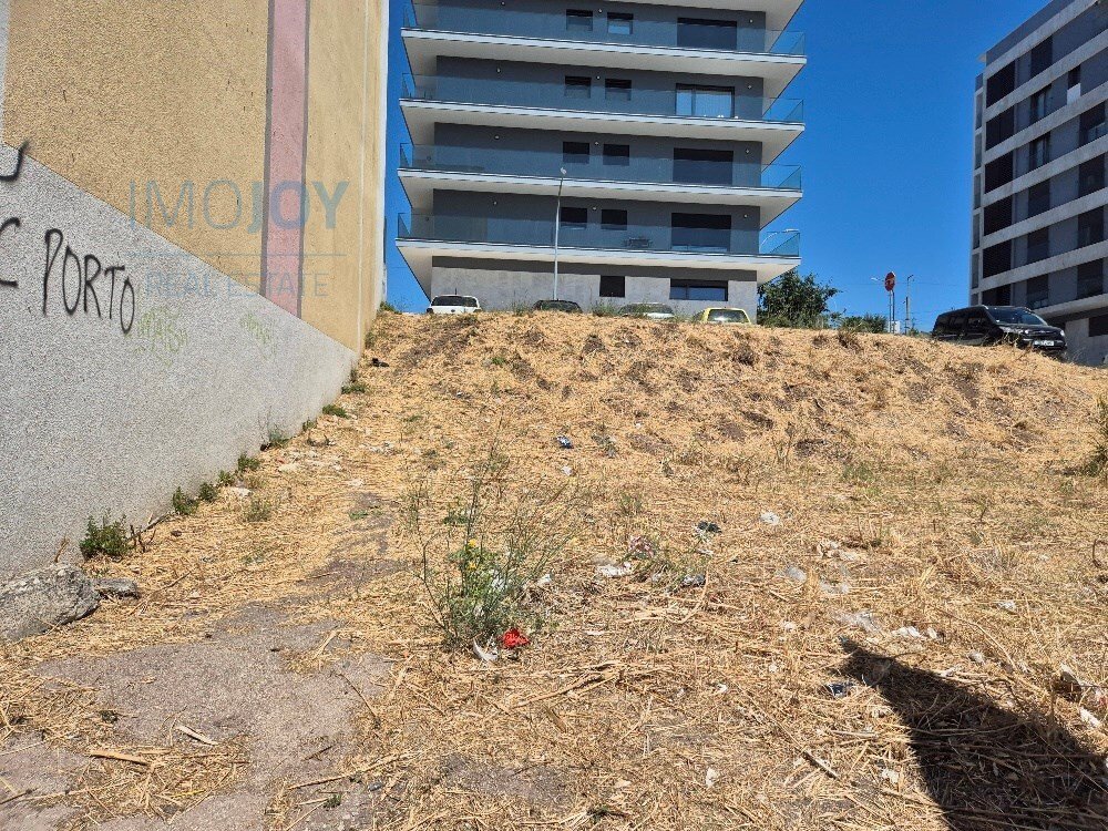 Land in Falagueira-Venda Nova, Lisbon, Portugal 3 - 16082393