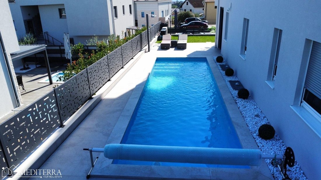 Apartment in Novigrad, Istria County, Croatia 3 - 16716392