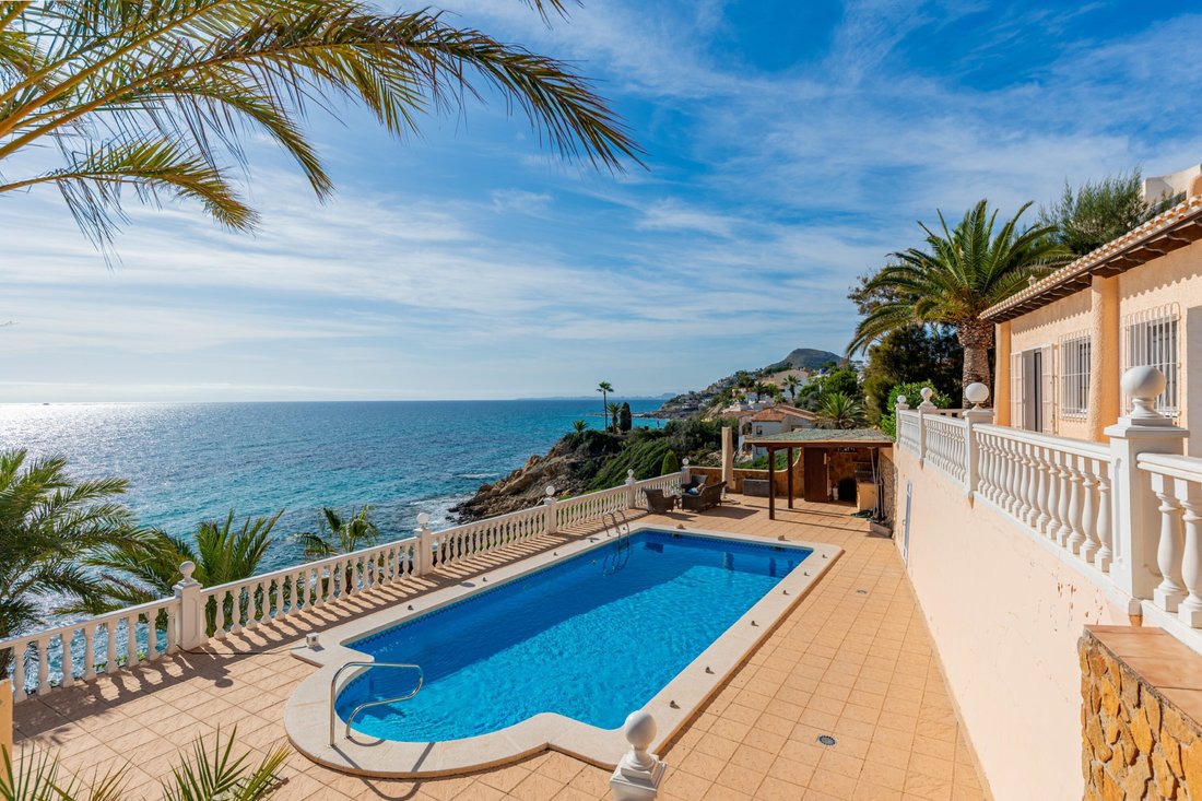 Villa in el Campello, Valencian Community, Spain 1 - 16699364
