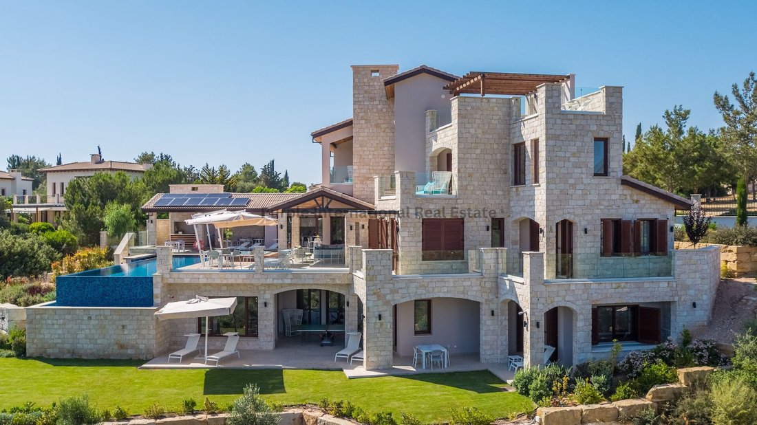 Villa in Kouklia, Paphos, Cyprus 1 - 15236246