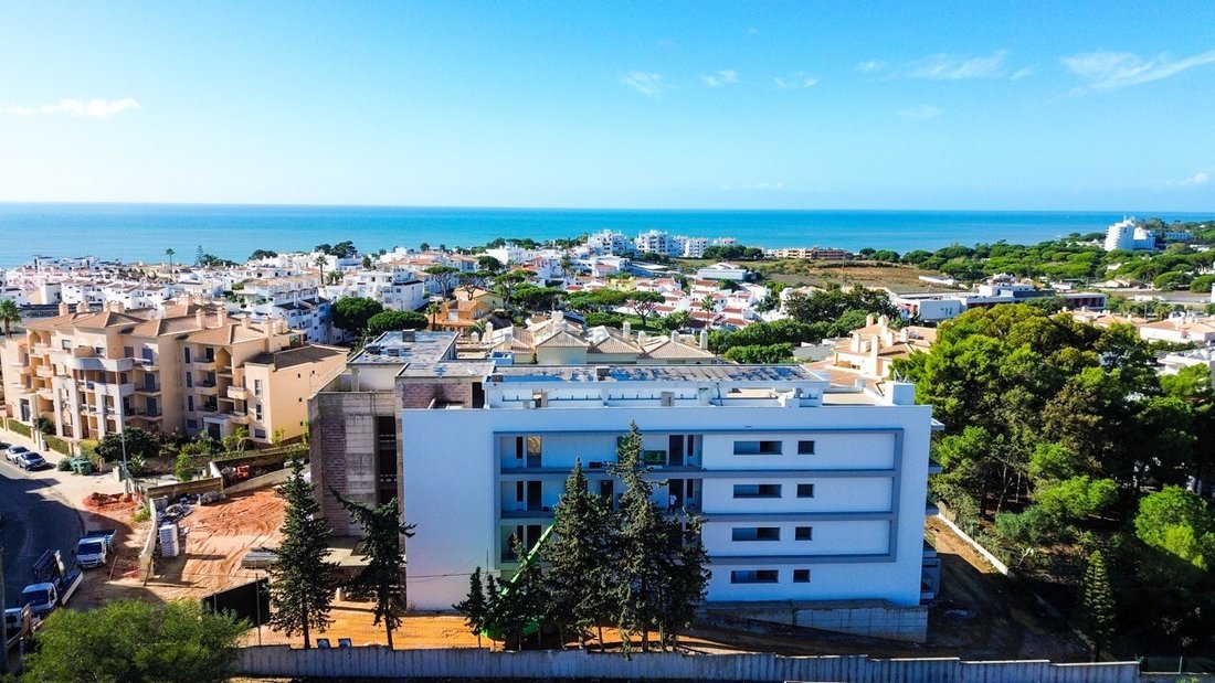 Apartment in Olhos de Agua, Algarve, Portugal 2 - 15513106
