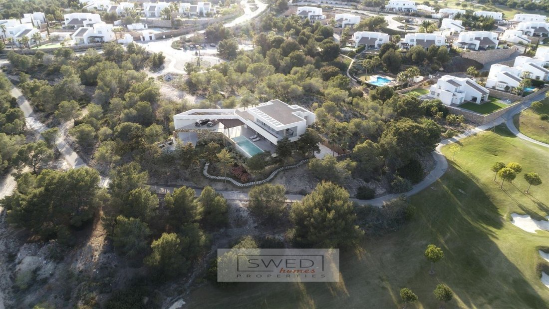 Chalet in Orihuela, Valencian Community, Spain 2 - 16599822