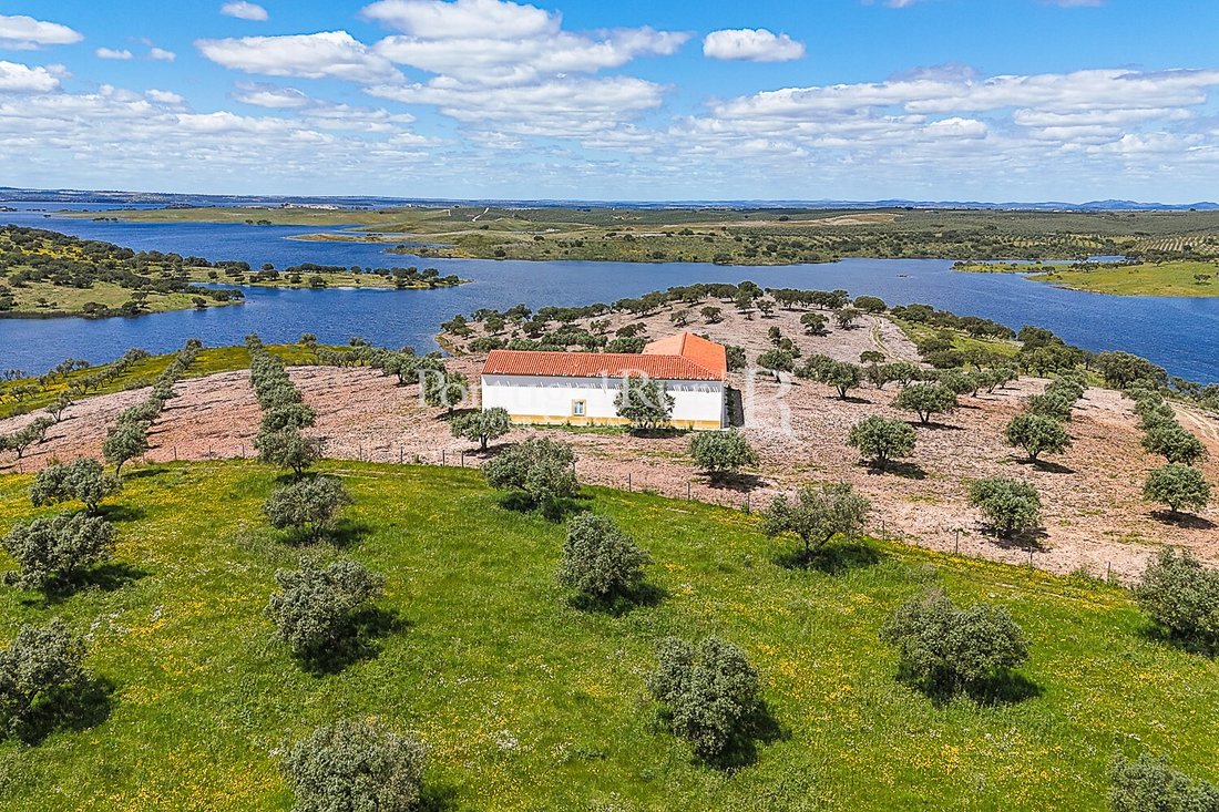 Estate in Povoa de Sao Miguel, Beja District, Portugal 1 - 15352752