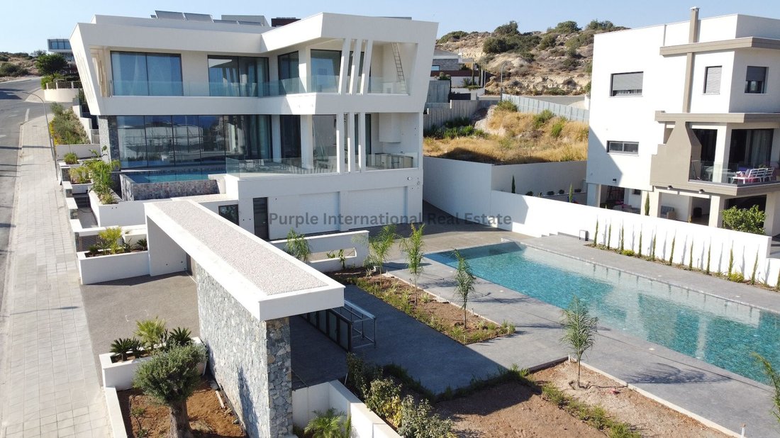 Villa in Germasogeia, Limassol, Cyprus 1 - 15236320