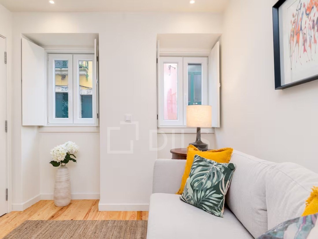 Apartment in Misericordia, Lisbon, Portugal 5 - 16123890