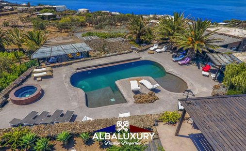 Villa a Scauri, Sicilia, Italia 1