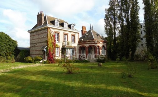 Castle for Sale in Saint-Valery-en-Caux, Normandy, France
