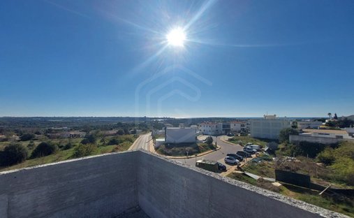 Apartment in Mexilhoeira Grande, Algarve, Portugal 1