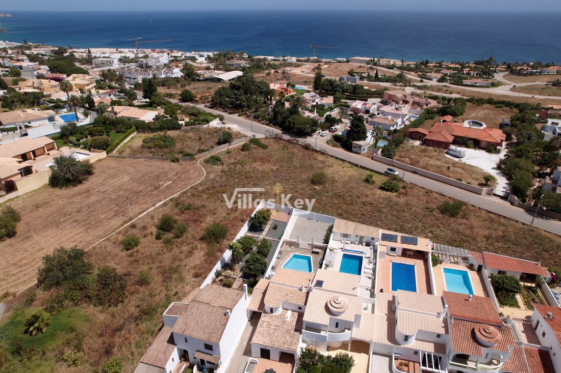 Land in Praia da Luz, Algarve, Portugal 1 - 14458622