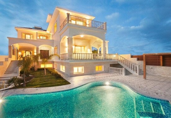 Villa in Agios Tychon, Limassol, Cyprus 1 - 16712669