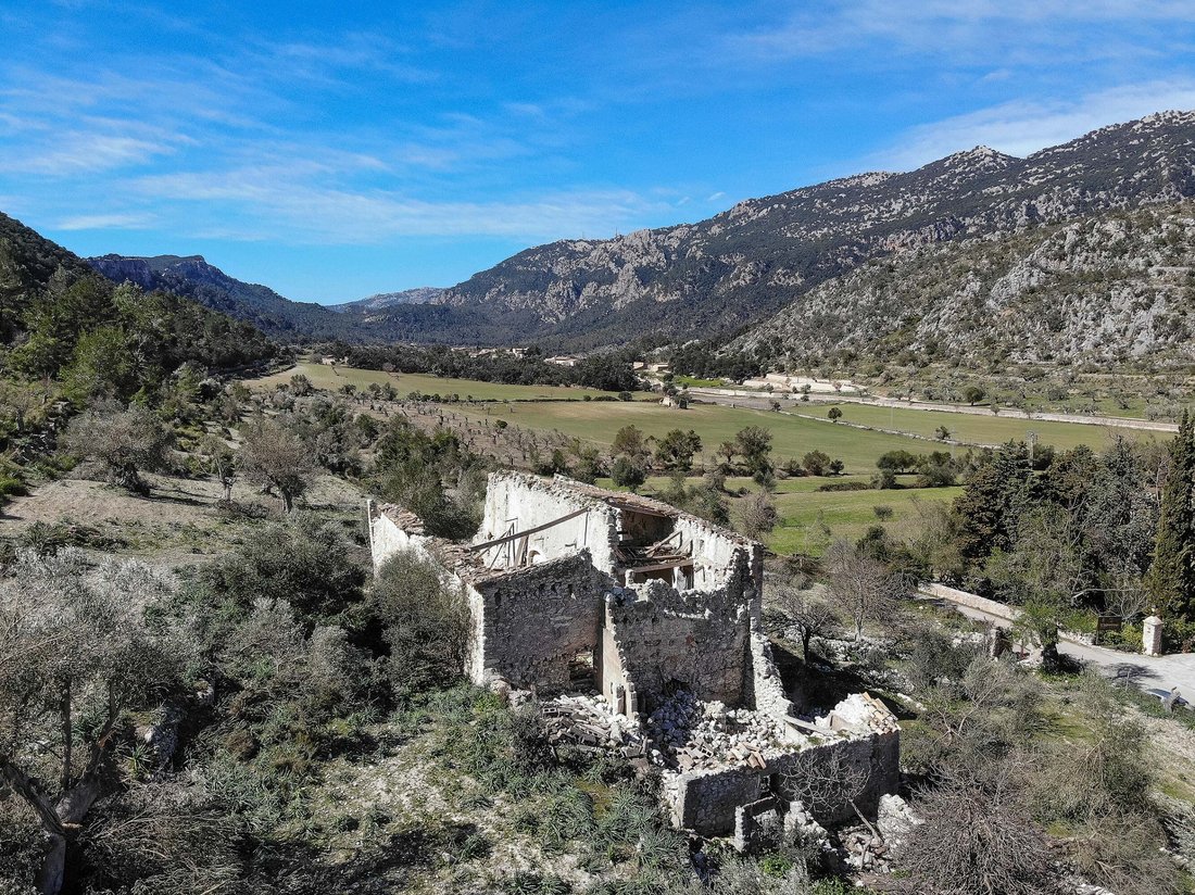 Country House in Bunyola, Balearic Islands, Spain 2 - 12445818