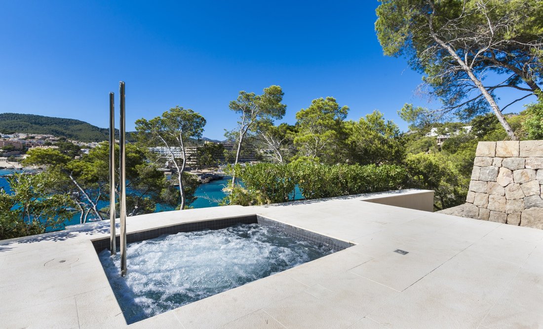 Villa in Camp de Mar, Mallorca, Andratx, Balearic Islands 5 - 15617347