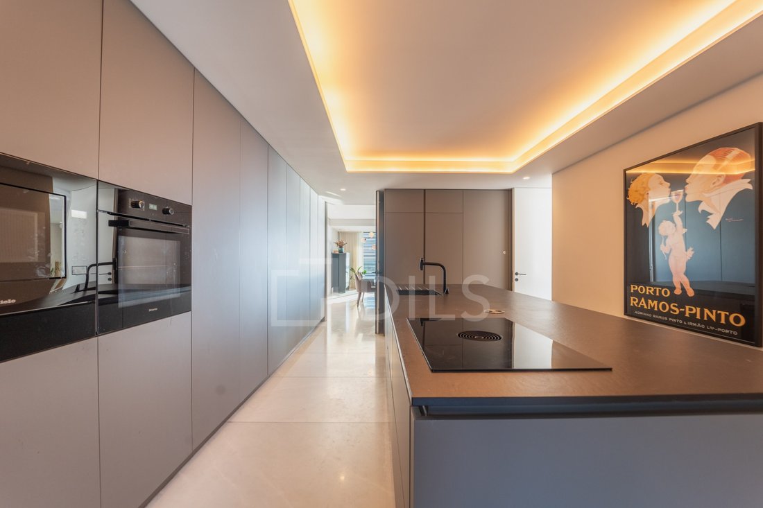 Apartment in Lordelo do Ouro e Massarelos, Porto District, Portugal 5 - 16551841