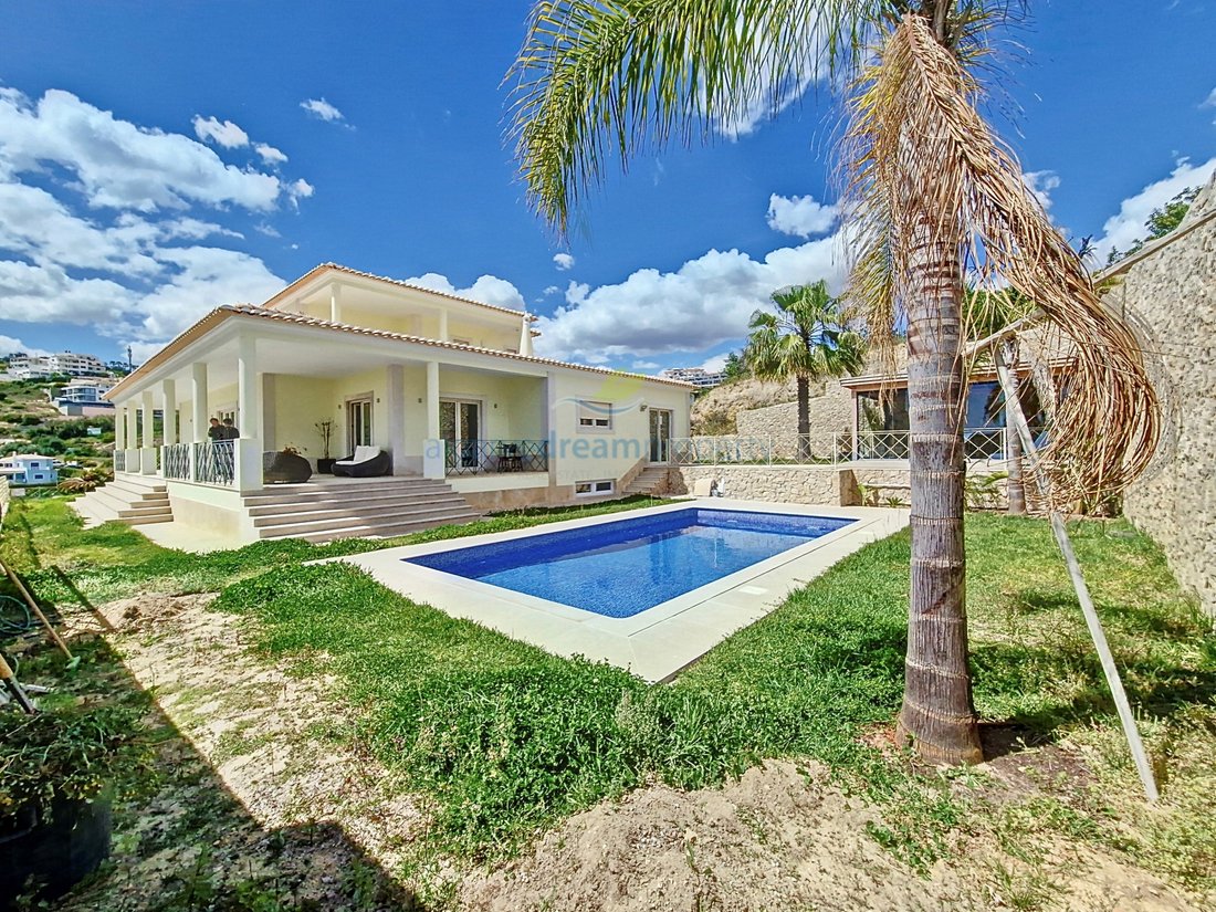 House in Olhos de Agua, Algarve, Portugal 1 - 14737000