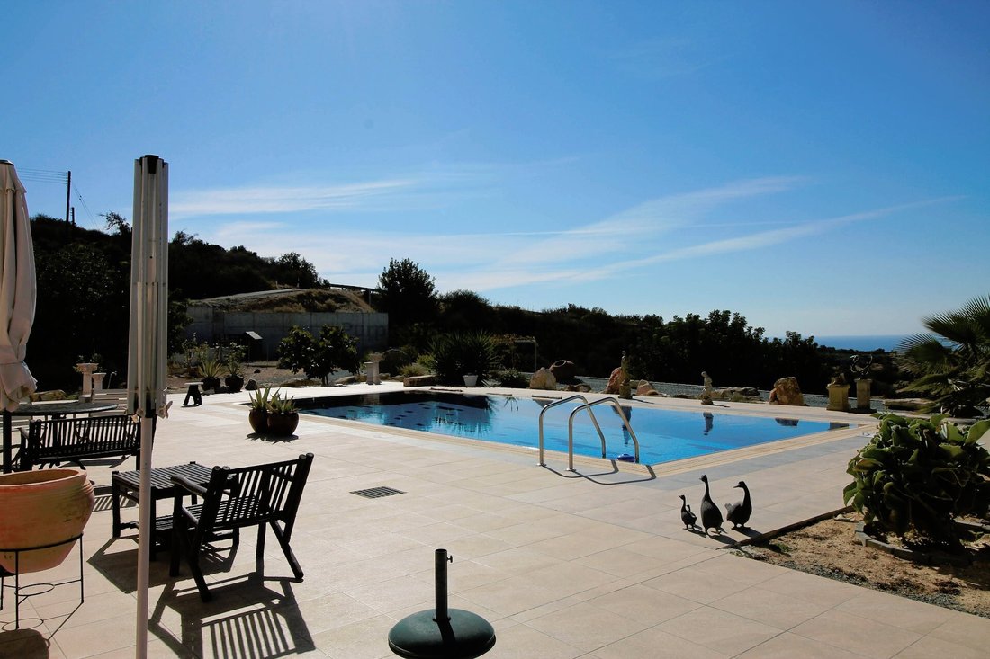 Villa in Souskiou, Paphos, Cyprus 1 - 15235629