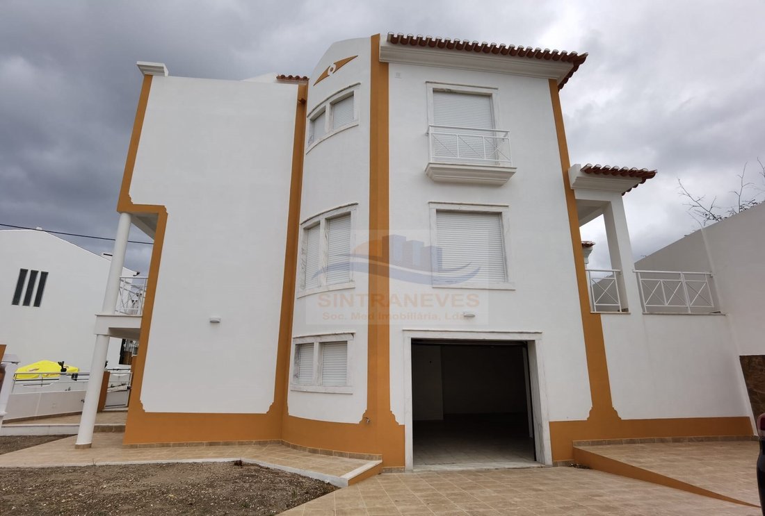 House in Ericeira, Lisbon, Portugal 1 - 12889236
