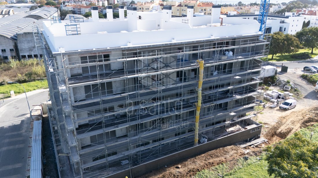 Apartment in Carcavelos e Parede, Lisbon, Portugal 1 - 16699280
