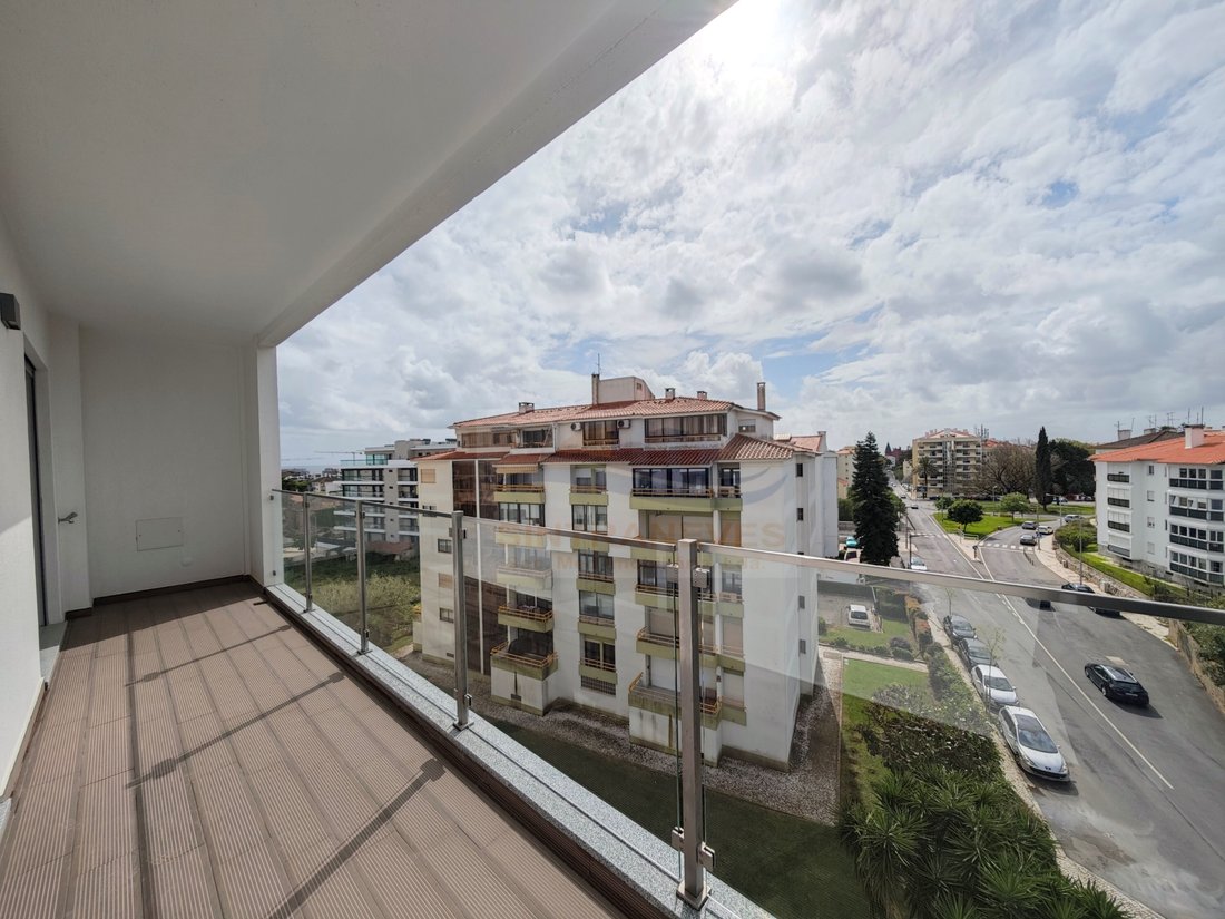 Apartment in Carcavelos e Parede, Lisbon, Portugal 1 - 15490031