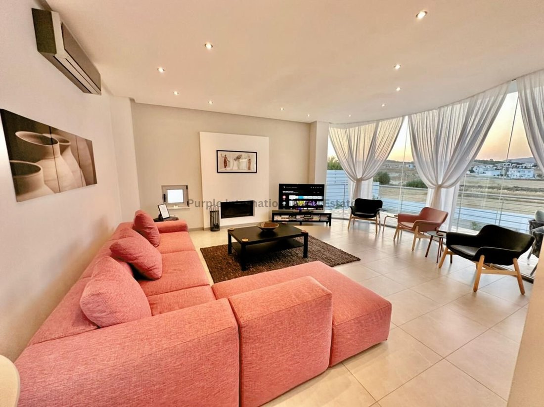 Villa in Aradippou, Larnaca, Cyprus 4 - 15236146