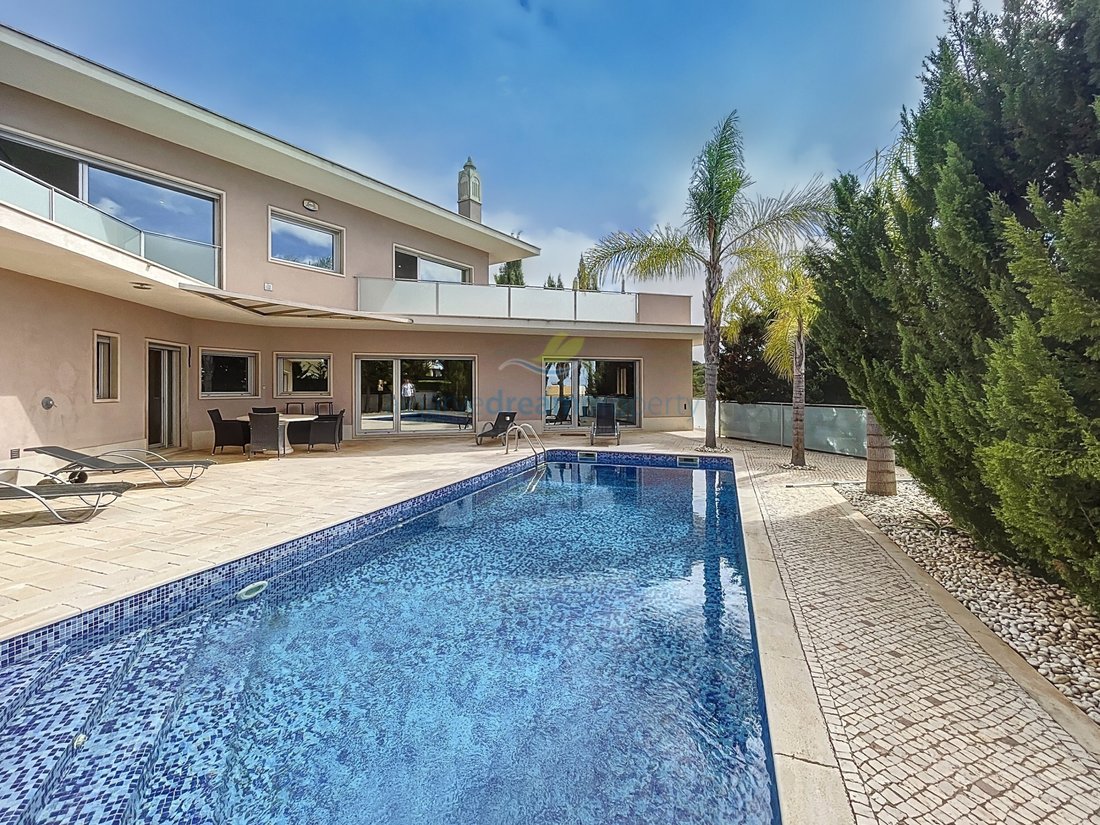 House in Olhos de Agua, Algarve, Portugal 2 - 14784042
