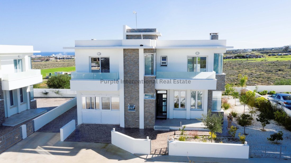 Villa in Paralimni, Famagusta, Cyprus 1 - 16712088