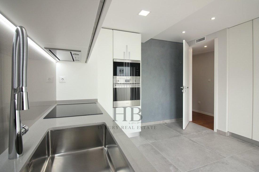 Apartment in Carcavelos e Parede, Lisbon, Portugal 2 - 12577725