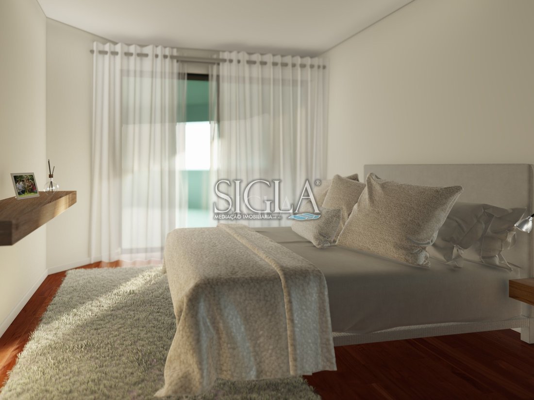 Apartment in Mafamude e Vilar do Paraiso, Porto District, Portugal 5 - 16600621
