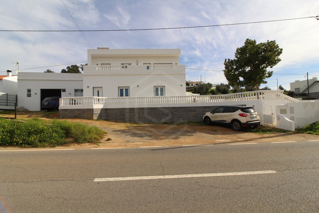 House in Portimao, Algarve, Portugal 1 - 14342213