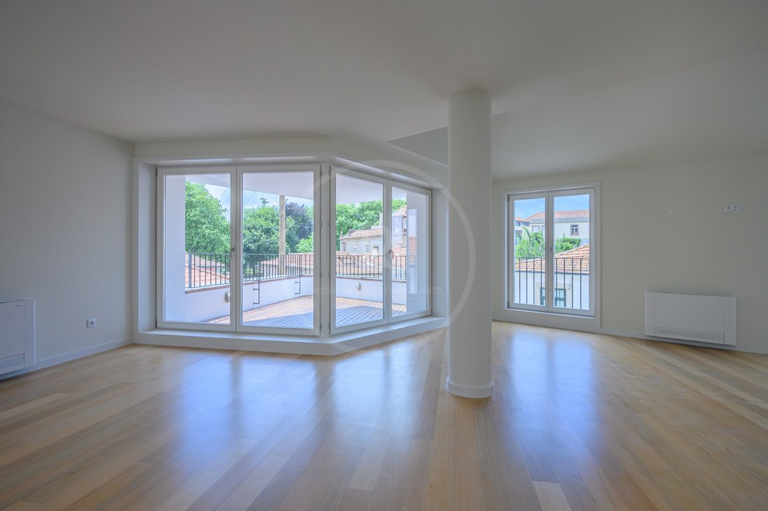 Apartment in Aldoar, Foz do Douro e Nevogilde, Porto District, Portugal 1 - 12885356