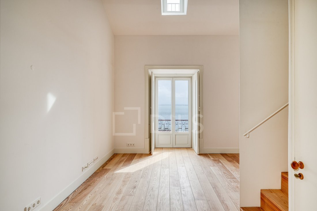 Apartment in Santa Maria Maior, Lisbon, Portugal 5 - 15057508