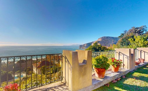 Castle for Sale in Finale Ligure, Liguria, Italy