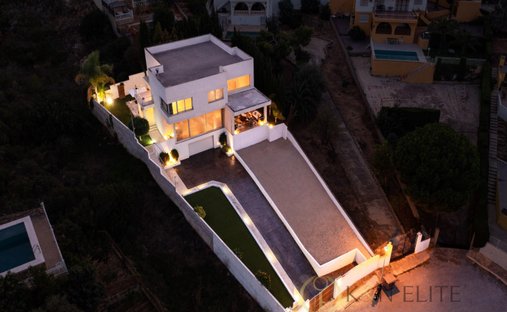Villa in Godelleta, Valencian Community, Spain 1