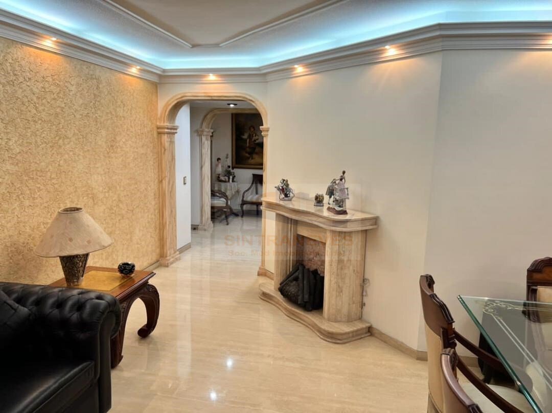 Apartment in Caracas, Capital District, Venezuela 3 - 16033928