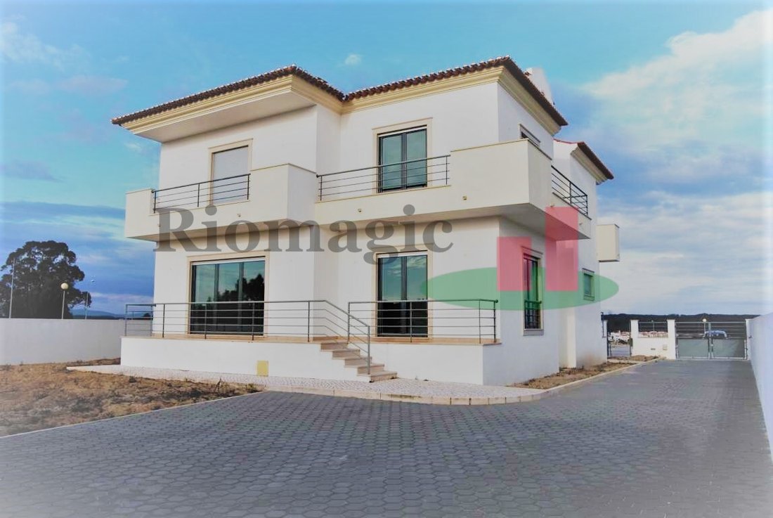 House in Rio Maior, Santarem District, Portugal 3 - 11973153