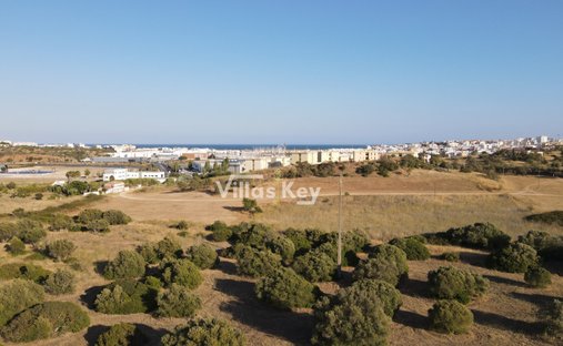 Land in Sao Goncalo de Lagos, Algarve, Portugal 1