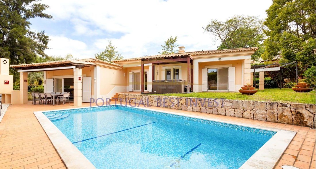 House in Carvoeiro, Algarve, Portugal 1 - 16073542