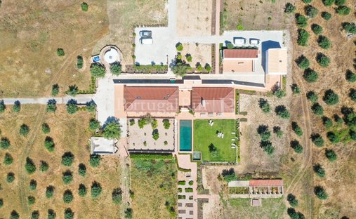 Finca in Evora (Sao Mamede, Se, Sao Pedro e Santo Antao), Évora District, Portugal 1