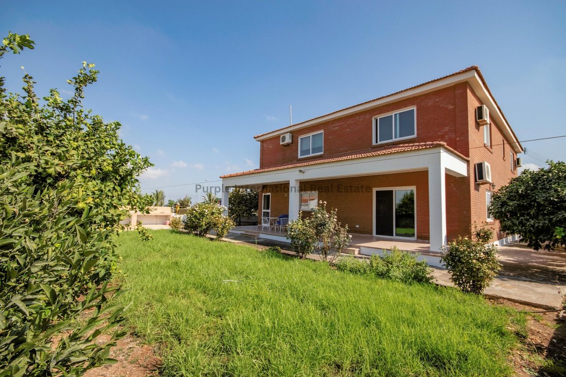 Villa in Kiti, Larnaca, Cyprus 1 - 15235669