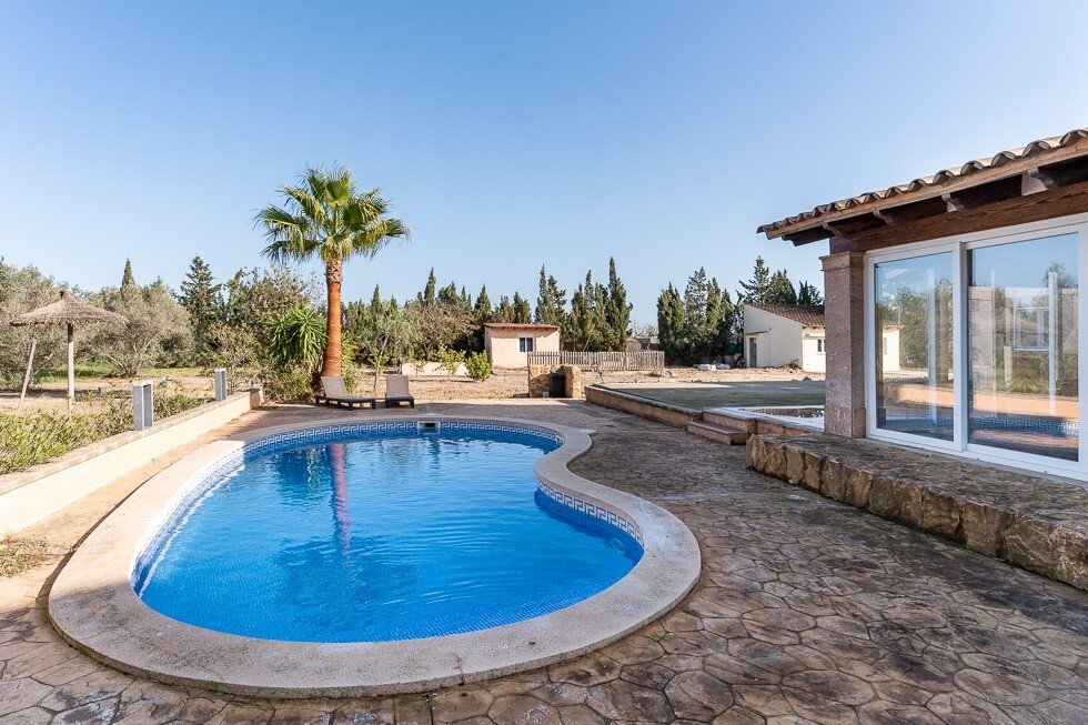 Country House in Santa Maria del Cami, Balearic Islands, Spain 2 - 15043073