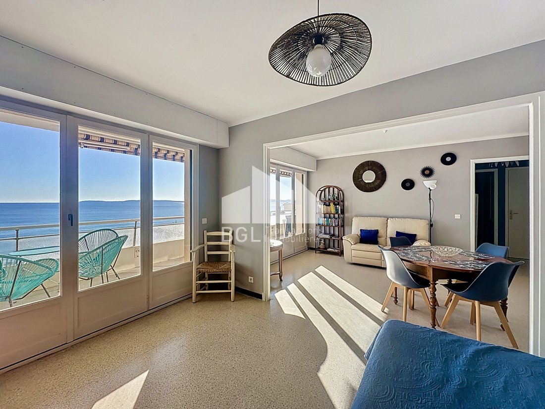 Apartment in Le Lavandou, Provence-Alpes-Côte d'Azur, France 2 - 16708395