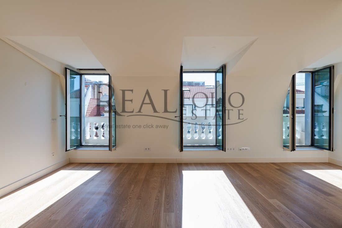 Apartment in Misericordia, Lisbon, Portugal 1 - 16403148