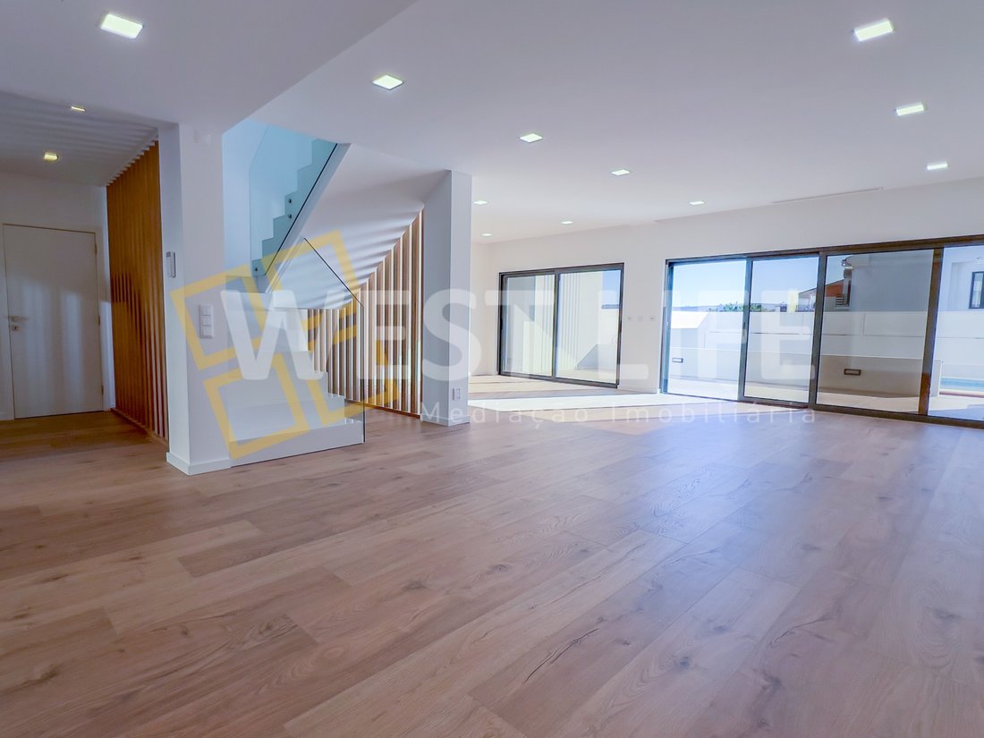 House in Loures, Lisbon, Portugal 2 - 15139834