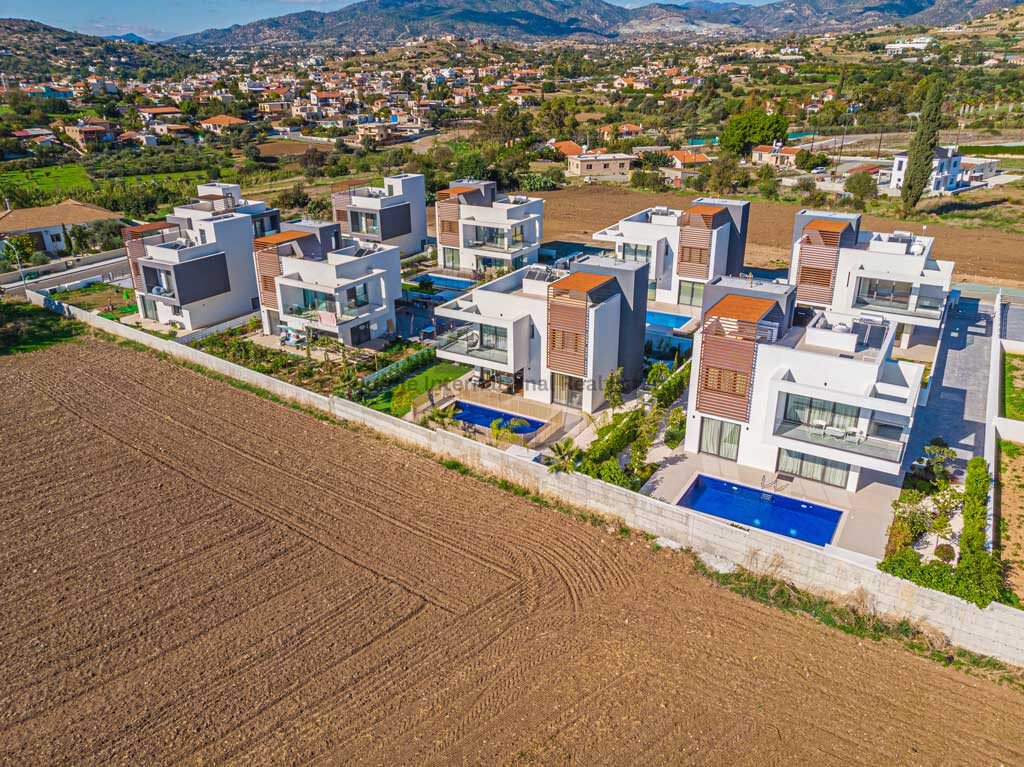 Villa in Pyrgos, Limassol, Cyprus 2 - 16713202