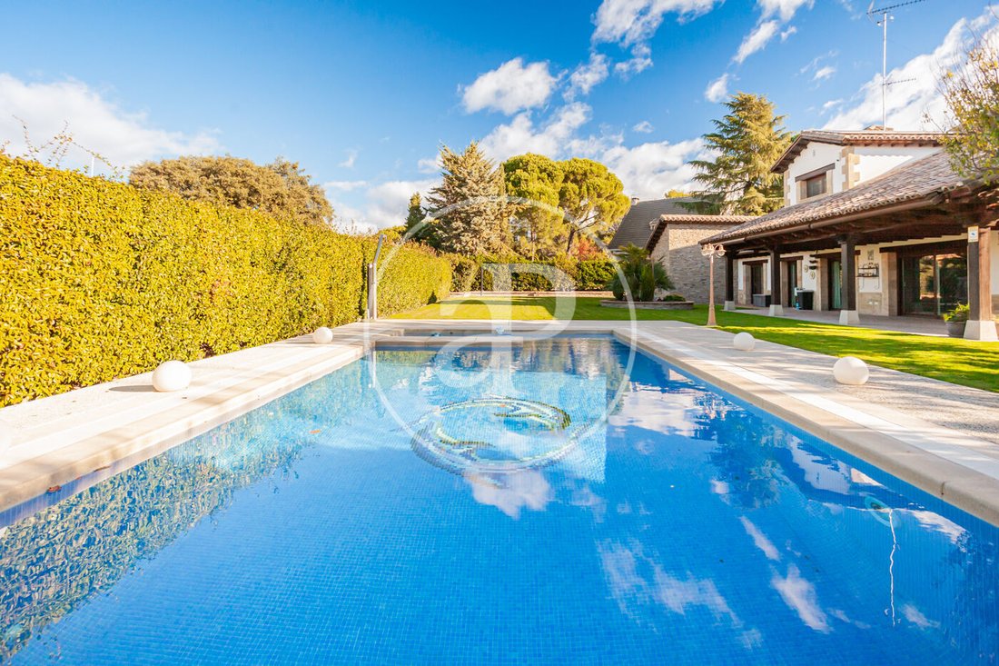 Villa in Villaviciosa de Odon, Comunidad de Madrid, Spain 2 - 16642549