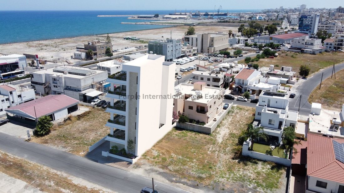 Apartment in Larnaca, Larnaca, Cyprus 1 - 16712242