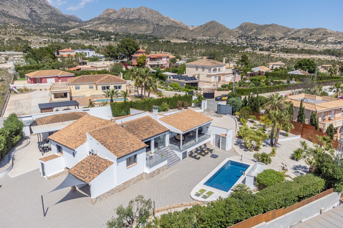 Villa in Busot, Valencian Community, Spain 4 - 15856092