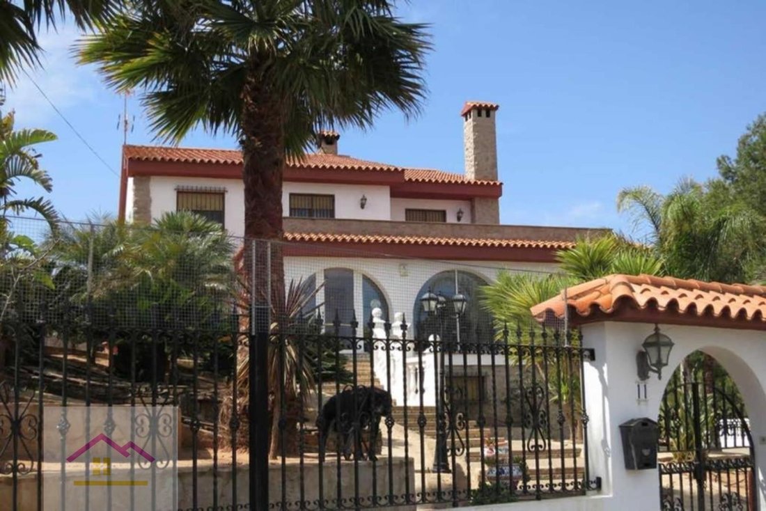 Chalet in Orpesa / Oropesa del Mar, Valencian Community, Spain 1 - 13105128